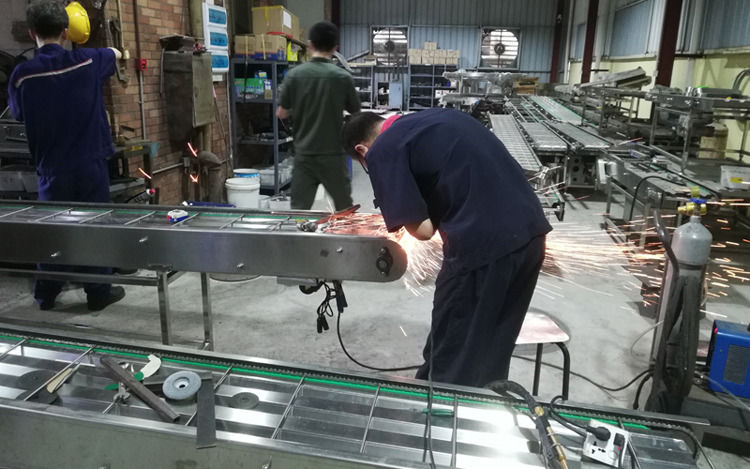 PLC-besturingssysteem Automatische Tarteschaalmachine voor 380V/220V Snelle Productie