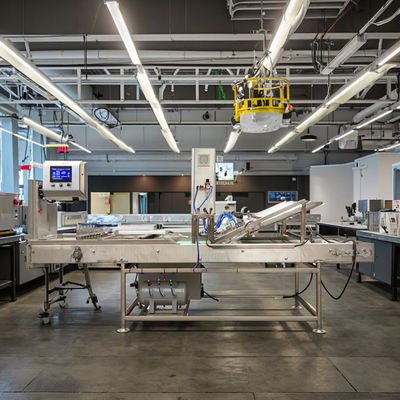 Automatisch kegel-sleeve-apparaat na service Video Technische ondersteuning voor de productielijn van ijskoenen